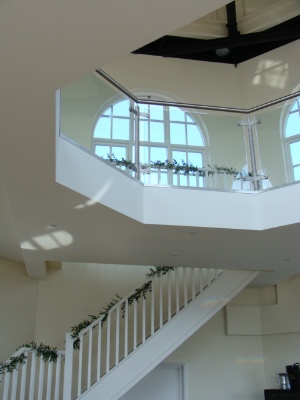 Foliage garland for stairs